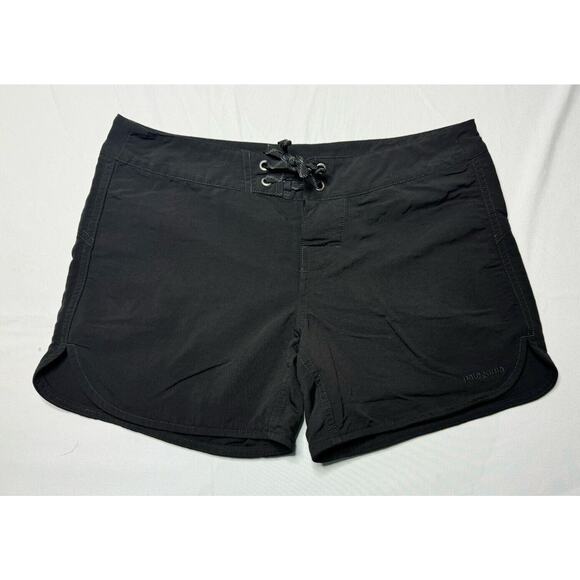 Patagonia Pants - Patagonia Women's Black Print Athletic Hiking Shorts - Size 4 (30x4.5)